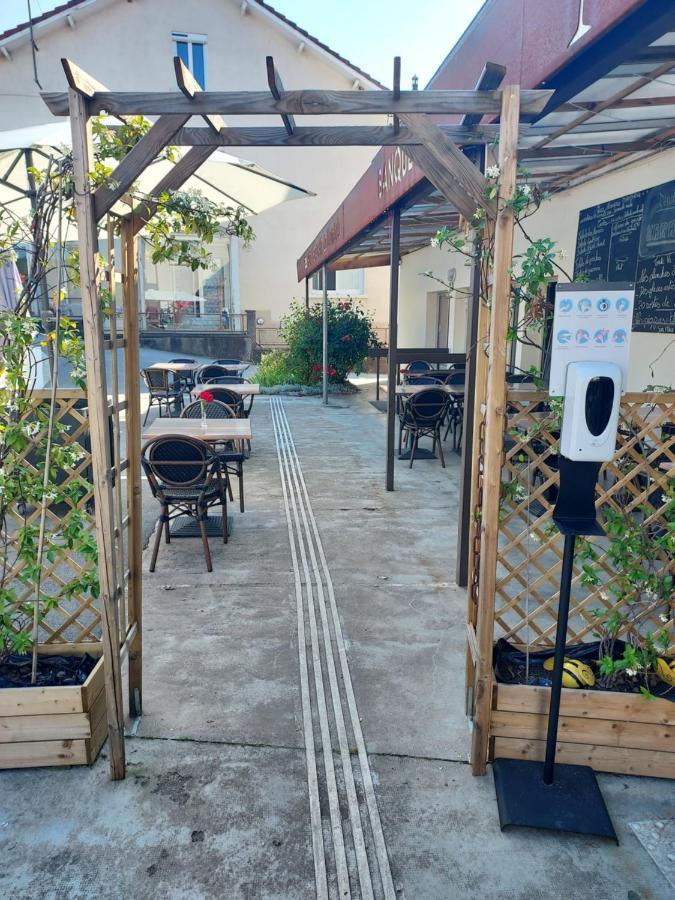 Hotel Le Comtois Saone Εξωτερικό φωτογραφία